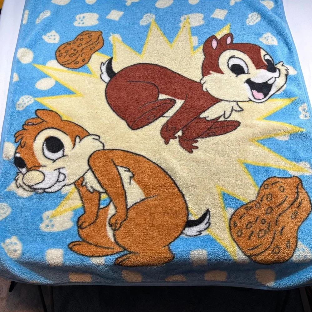 Disney Chip n Dale Blue Fleece Throw Blanket Peanuts Acorns‎ Kids Nursery 39x54